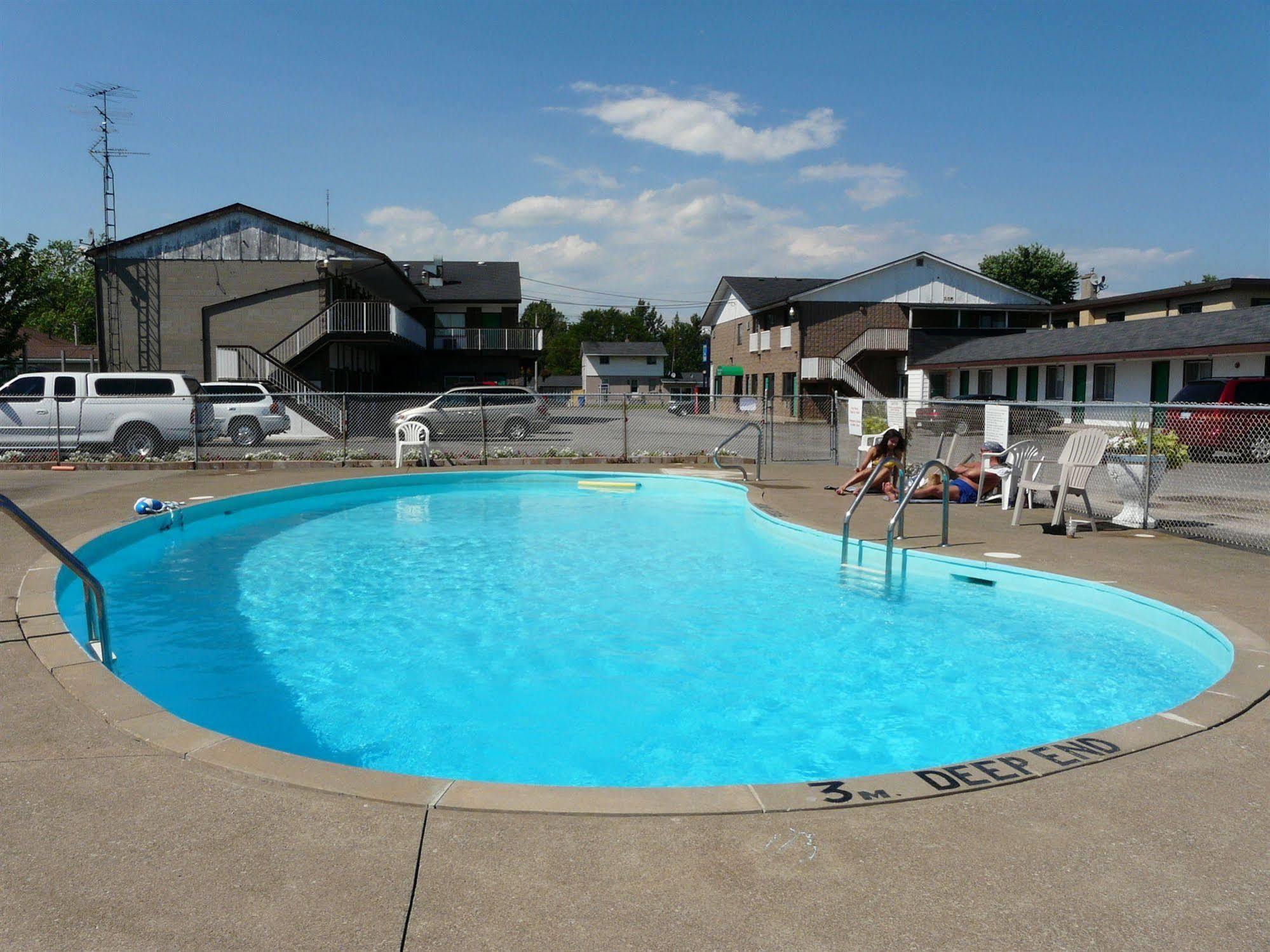 Tropicana Inn Niagara-Fälle Exterior foto